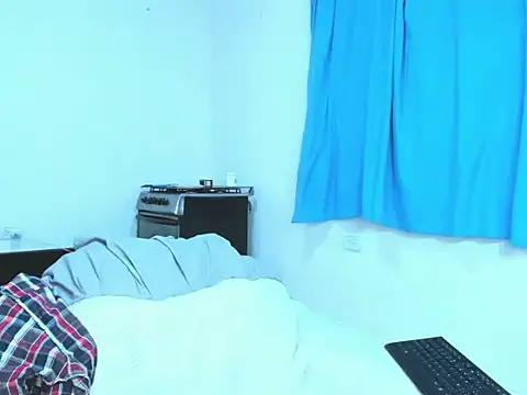 Snapshot of andylemonda1 chatting on 3, 12, 2025 andylemonda1 online show from 3, 12, 2025