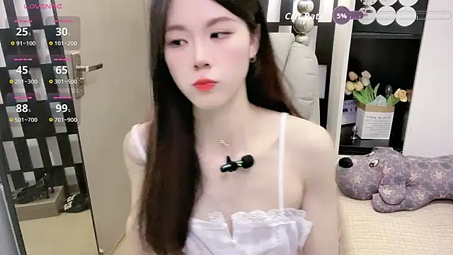 Yueyue-MM online show from 19, 4, 2026