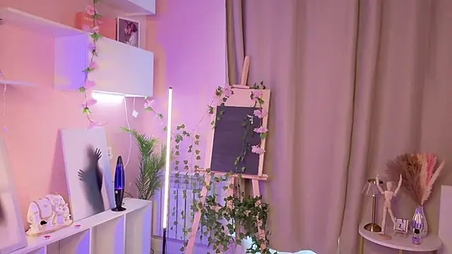 ElfredaTupy online show from 22, 10, 2025