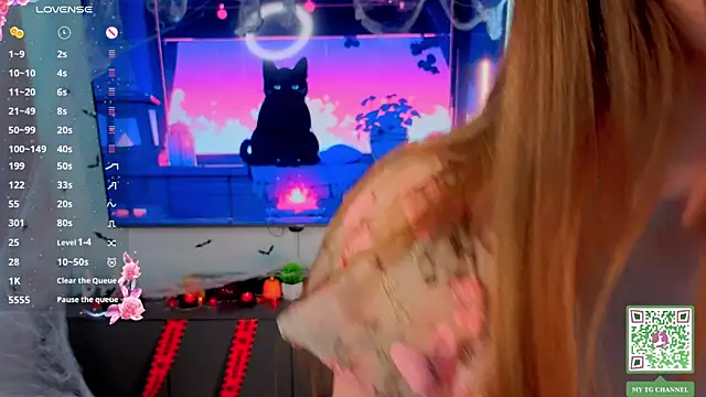 ElfredaTupy online show from 4, 11, 2025