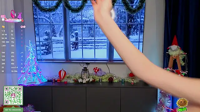 ElfredaTupy online show from 16, 12, 2025