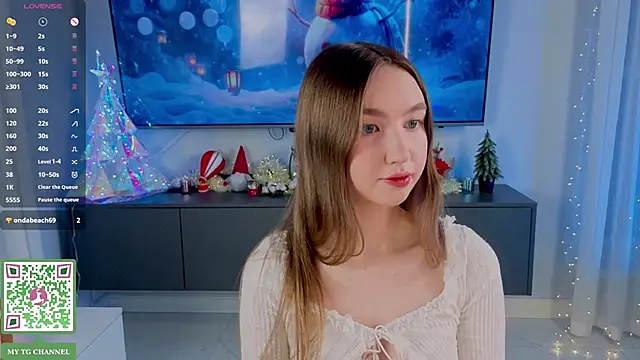 ElfredaTupy online show from 5, 2, 2026