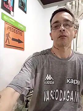 dinho carioca online show from 3, 11, 2025