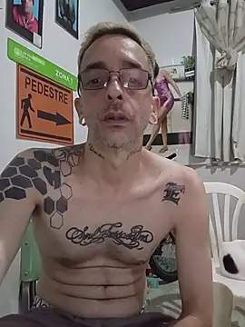 dinho carioca online show from 15, 4, 2026