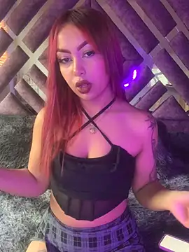 Laila Pink online show from 25, 10, 2025