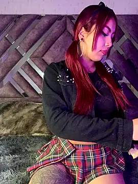 Laila Pink online show from 21, 11, 2025