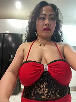Snapshot of Lindarossyta chatting on 25, 7, 2026 Lindarossyta online show from 25, 7, 2026