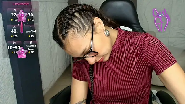 Miah Jones r  online show from 12, 9, 2025