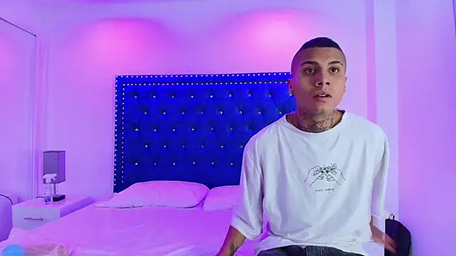 Damian and roxanne online show from 30, 11, 2025