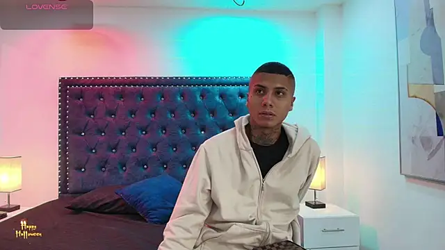 Damian and roxanne online show from 26, 10, 2025