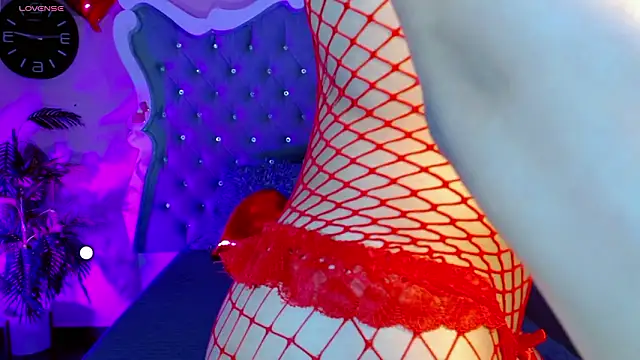 Honey Moontsts online show from 14, 2, 2026