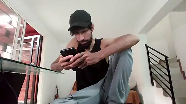 Alejandro92 cali online show from 11, 3, 2026