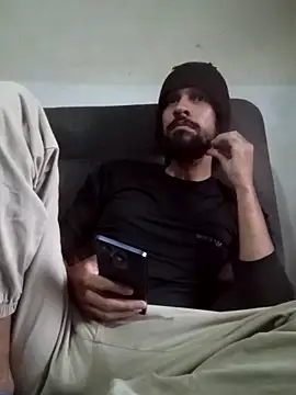 Snapshot of Alejandro92_cali chatting on 8, 11, 2025 Alejandro92 cali online show from 8, 11, 2025