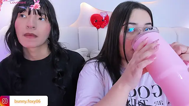 foxybunny online show from 8, 3, 2026