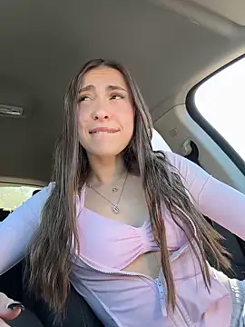 alicewonder 8 online show from 4, 4, 2026