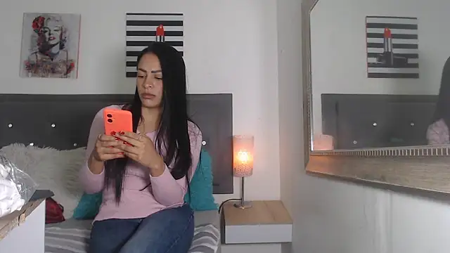 Snapshot of madison__love_ chatting on 6, 10, 2025 madison love online show from 6, 10, 2025