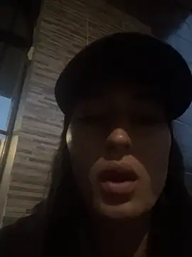 Scarlett 12 online show from 19, 4, 2026