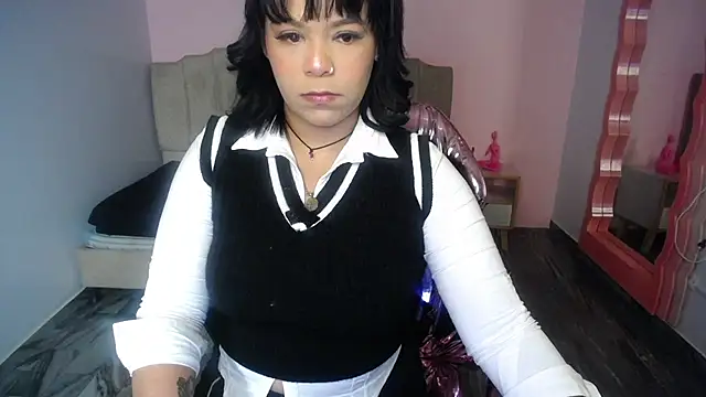 Vivi rosse ch online show from 10, 9, 2025