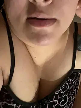 bruna438 online show from 26, 11, 2025