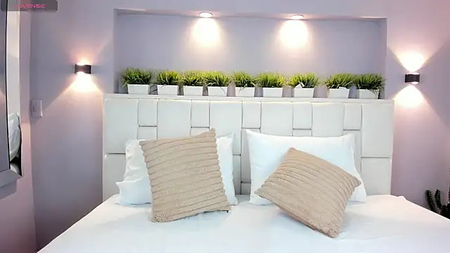 LunnaBlake online show from 29, 11, 2025