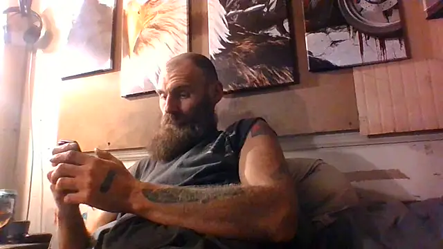 Snapshot of Cowboy815 chatting on 23, 5, 2026 Cowboy815 online show from 23, 5, 2026