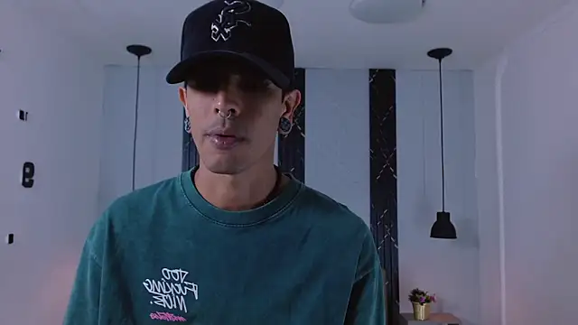 Franvill Trato online show from 4, 11, 2025