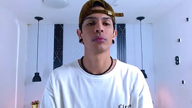 Franvill Trato online show from 28, 11, 2025