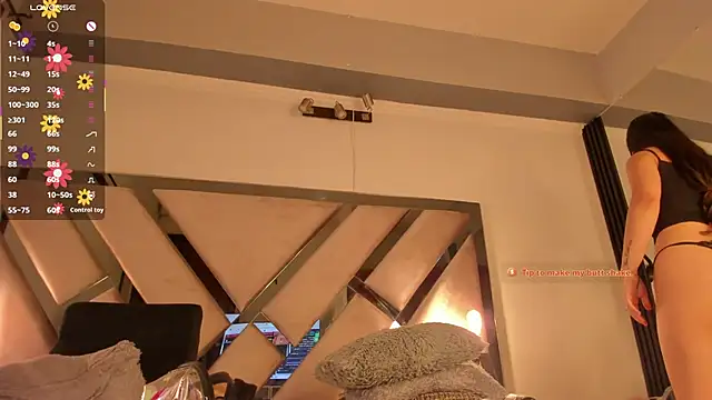 Niicolle Evanss online show from 15, 2, 2026