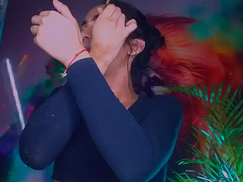 Snapshot of Cristal_Gem1 chatting on 8, 10, 2025 Cristal Gem1 online show from 8, 10, 2025