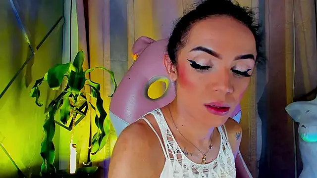 Cristal Gem1 online show from 6, 7, 2026