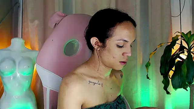 Cristal Gem1 online show from 21, 4, 2026