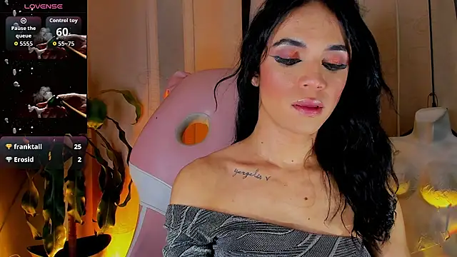 Cristal Gem1 online show from 25, 6, 2026