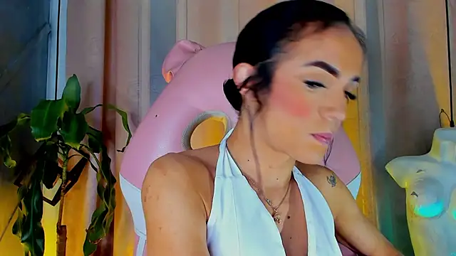 Cristal Gem1 online show from 13, 7, 2026