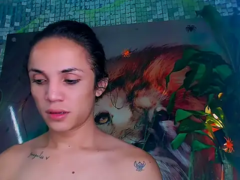 Snapshot of Cristal_Gem1 chatting on 30, 10, 2025 Cristal Gem1 online show from 30, 10, 2025