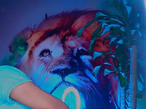 Snapshot of Cristal_Gem1 chatting on 12, 11, 2025 Cristal Gem1 online show from 12, 11, 2025