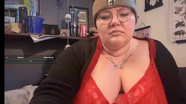 Snapshot of ClaraLimon chatting on 9, 3, 2026 ClaraLimon online show from 9, 3, 2026