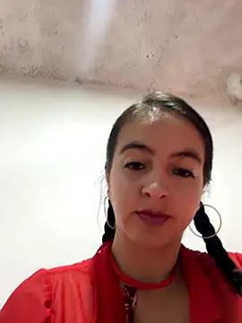 Snapshot of salo-rousee chatting on 24, 10, 2025 salo-rousee online show from 24, 10, 2025