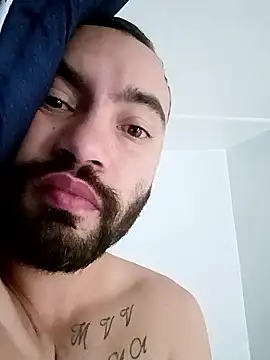 Snapshot of este_juan chatting on 10, 1, 2026 este juan online show from 10, 1, 2026