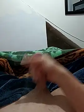 Snapshot of este_juan chatting on 26, 11, 2025 este juan online show from 26, 11, 2025