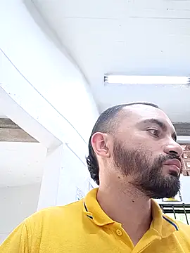 Snapshot of este_juan chatting on 13, 11, 2025 este juan online show from 13, 11, 2025