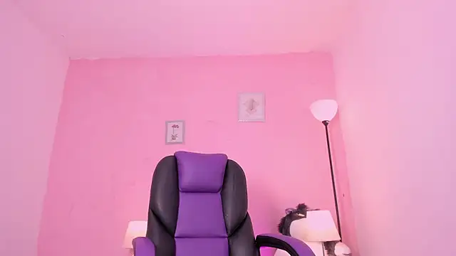 LiaaMoretzz online show from 17, 11, 2025