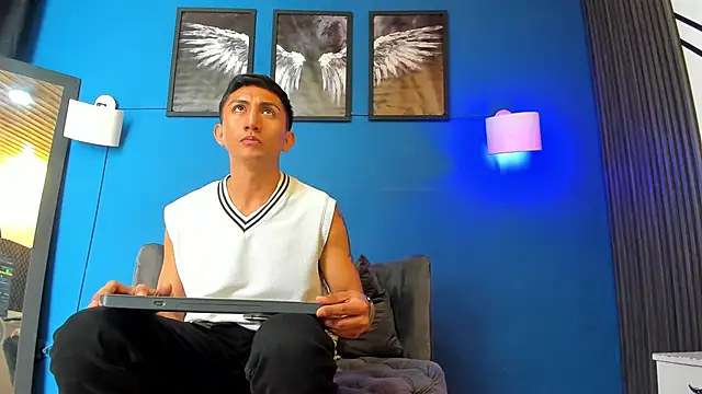 oliver mr  online show from 13, 9, 2025