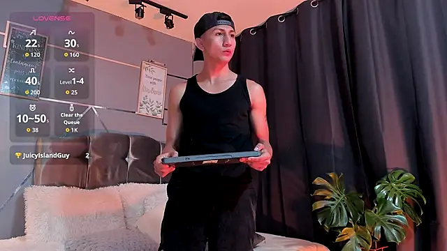 oliver mr  online show from 3, 12, 2025