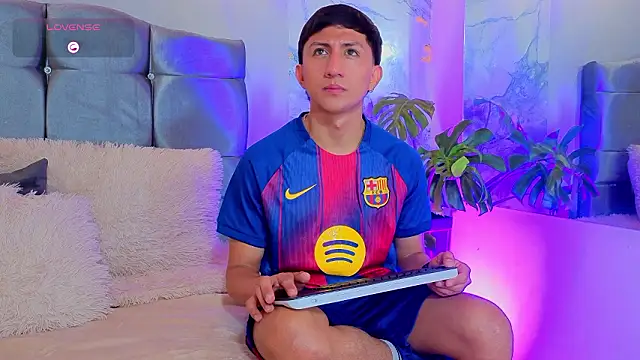 oliver mr  online show from 26, 3, 2026