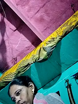 Pooja750 online show from 5, 11, 2025