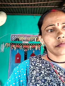 Pooja750 online show from 4, 12, 2025