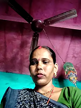 Pooja750 online show from 5, 11, 2025