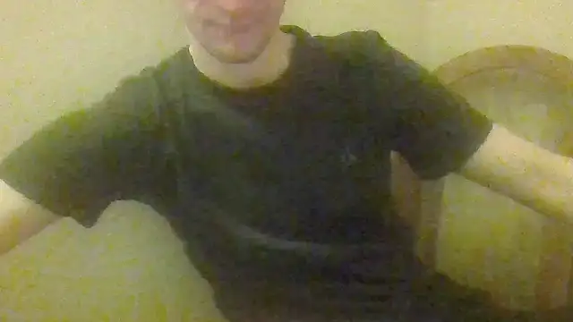 Snapshot of your_boy_toy18 chatting on 9, 9, 2025 your boy toy18 online show from 9, 9, 2025