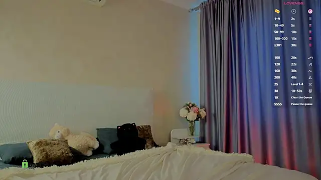  sophielov online show from 20, 2, 2026