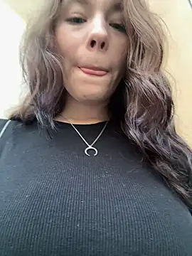 Mimiumuy online show from 7, 10, 2025